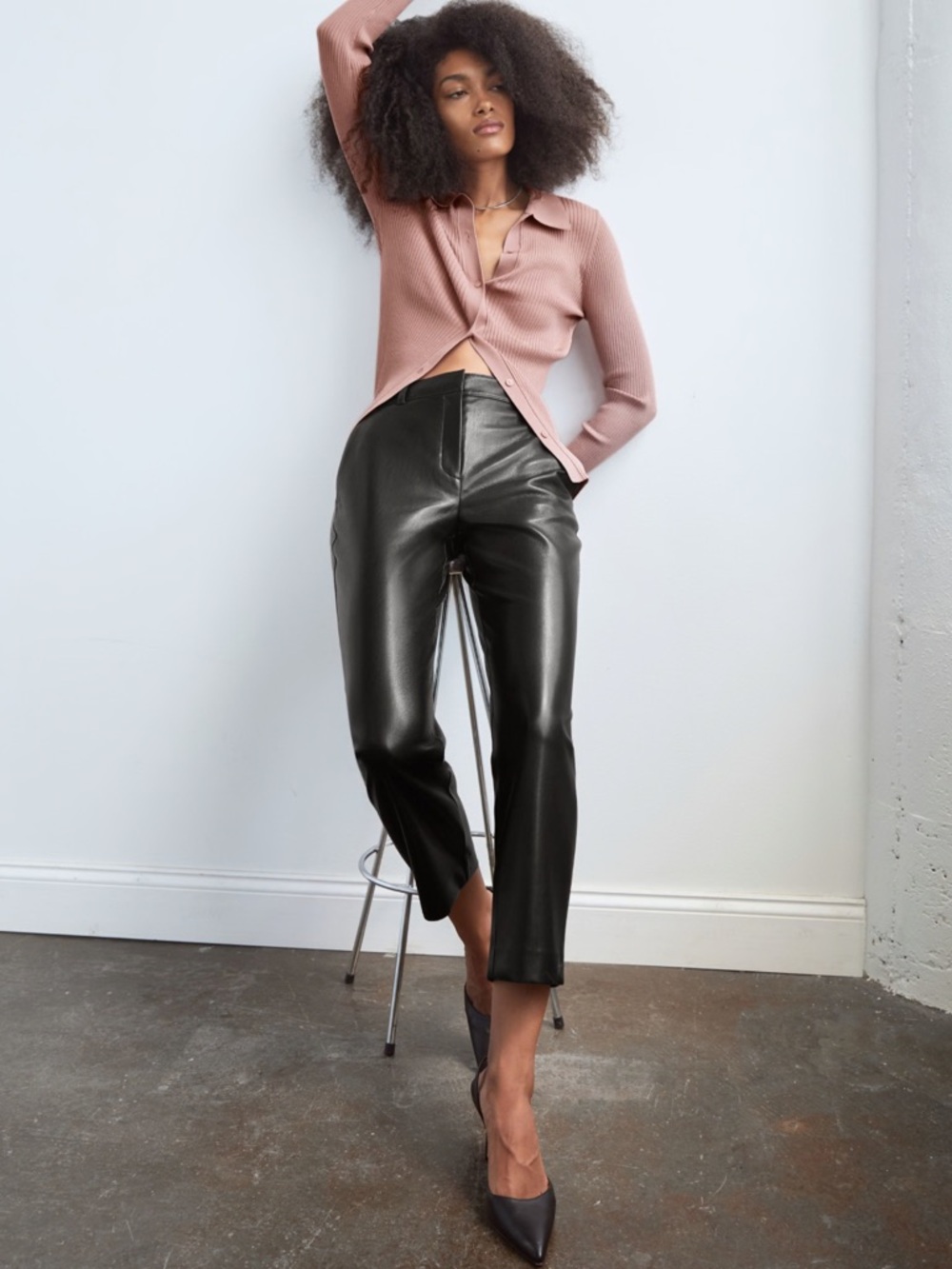 Aritzia Babaton Command Cropped Faux Black Leather Pants Size 2